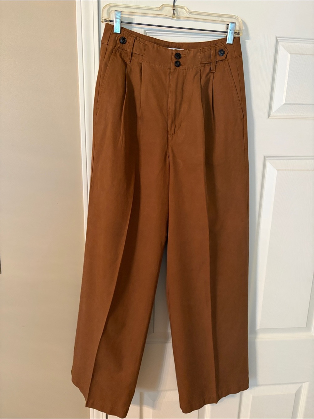 Madewell Wide-Leg Chinos in Rust Brown